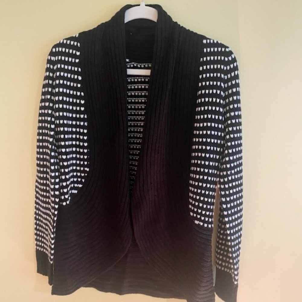 New Directions‎ Black and White Knitted Sweater Size Small NWT